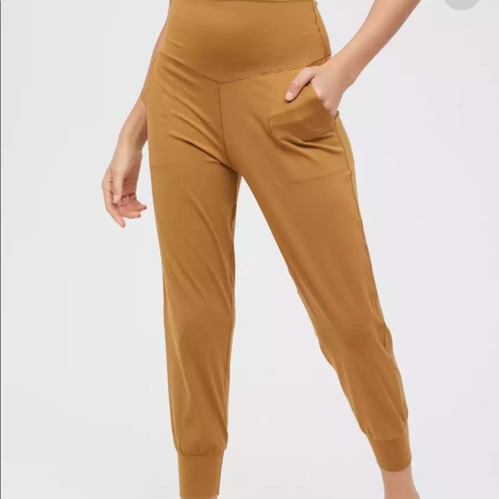 OFFLINE By Aerie Real Me Jogger